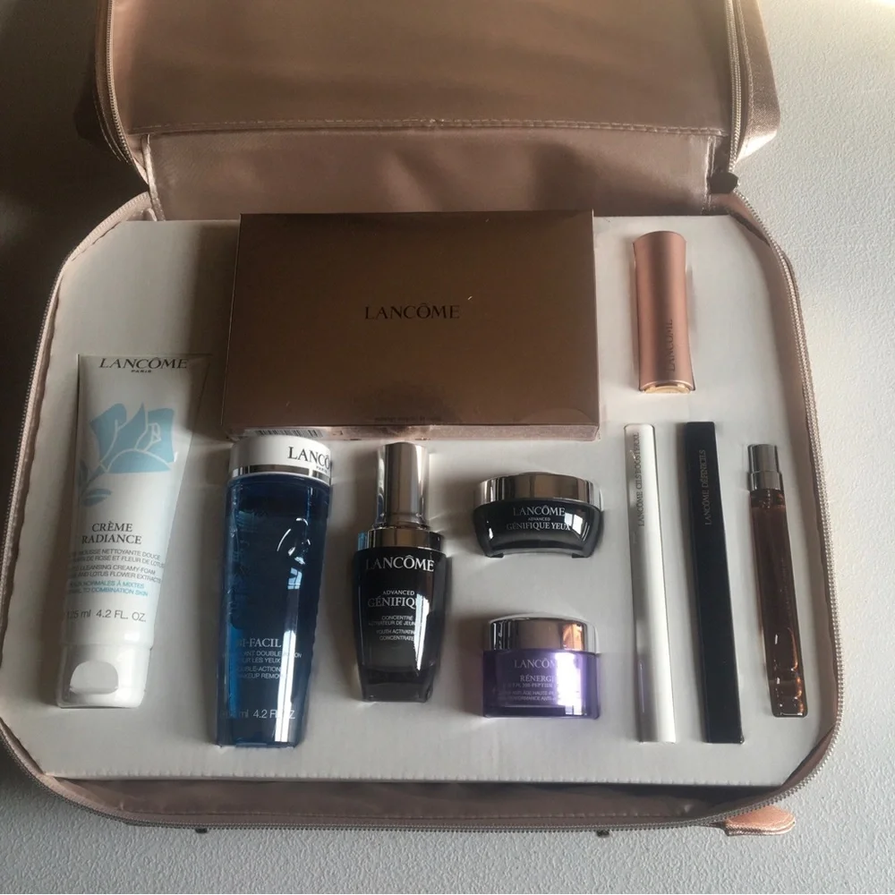 Lancôme limited edition holidays collection Skincare & Makeup Gift Set